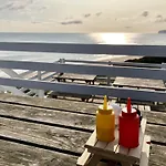 Badgers Retreat - Part Of The The Bay Village With Pool, Gym And Direct Access, Pub, Restaurant, Tennis And Meadows Walks * Filey