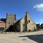 Badgers Retreat - Part Of The The Bay Village With Pool, Gym And Direct Access, Pub, Restaurant, Tennis And Meadows Walks * Filey