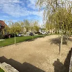 Badgers Retreat - Part Of The The Bay Village With Pool, Gym And Direct Access, Pub, Restaurant, Tennis And Meadows Walks