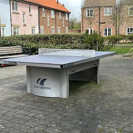 Badgers Retreat - Part Of The The Bay Village With Pool, Gym And Direct Access, Pub, Restaurant, Tennis And Meadows Walks *