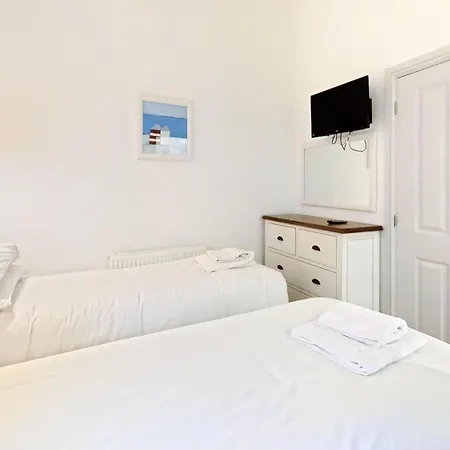 Badgers Retreat - Part Of The The Bay Village With Pool, Gym And Direct Access, Pub, Restaurant, Tennis And Meadows Walks Σπίτι διακοπών