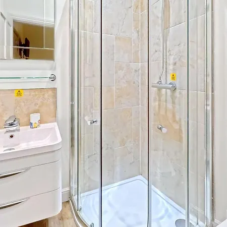 Badgers Retreat - Part Of The The Bay Village With Pool, Gym And Direct Access, Pub, Restaurant, Tennis And Meadows Walks Σπίτι διακοπών *