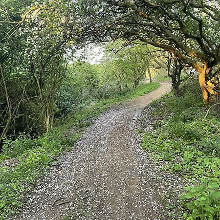 Badgers Retreat - Part Of The The Bay Village With Pool, Gym And Direct Access, Pub, Restaurant, Tennis And Meadows Walks Filey