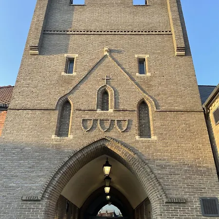 Badgers Retreat - Part Of The The Bay Village With Pool, Gym And Direct Access, Pub, Restaurant, Tennis And Meadows Walks *